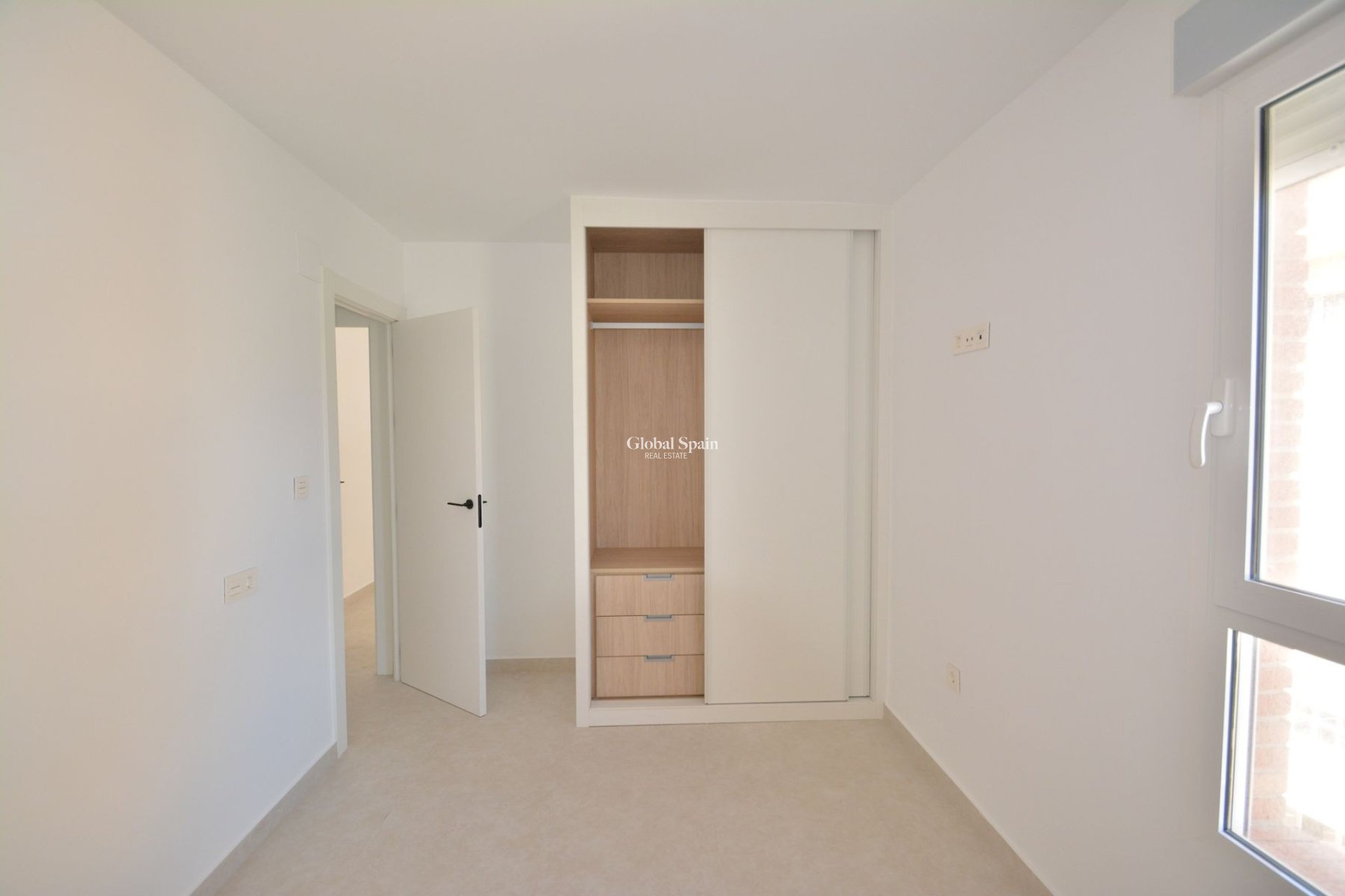 Revente - APPARTEMENT -
TORREVIEJA - Costa Blanca