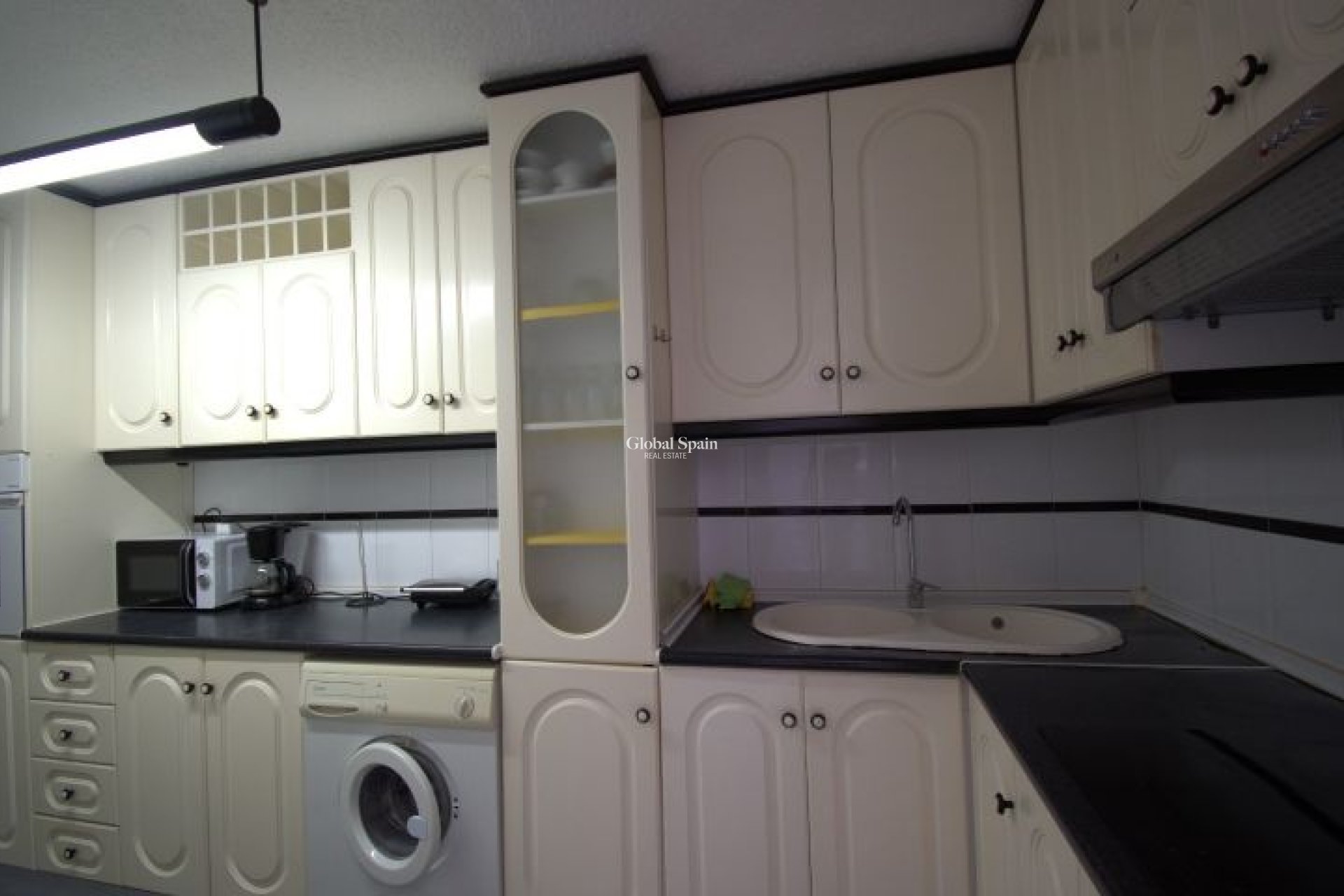 Revente - APPARTEMENT -
TORREVIEJA - Costa Blanca