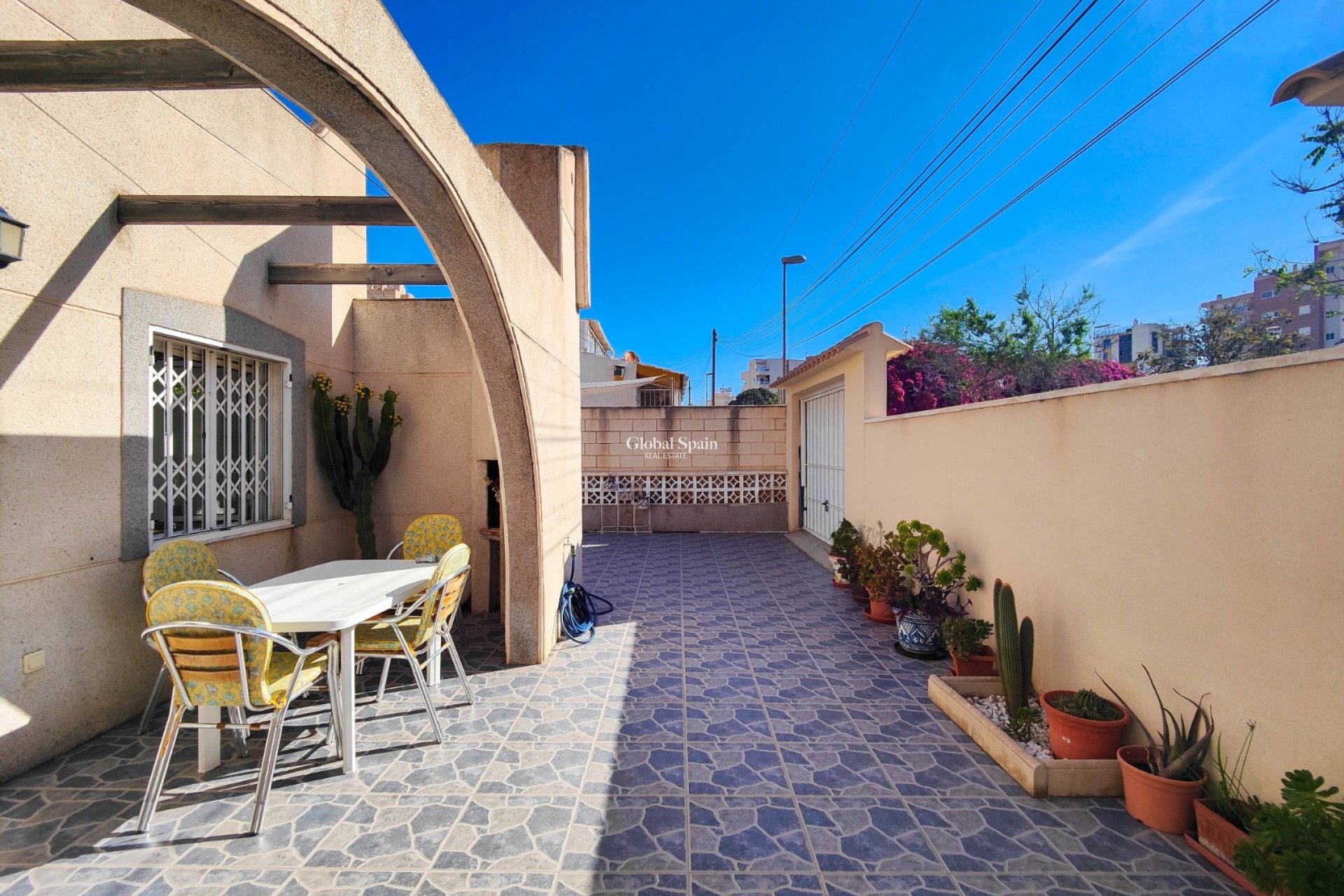 Revente - APPARTEMENT -
TORREVIEJA - Costa Blanca