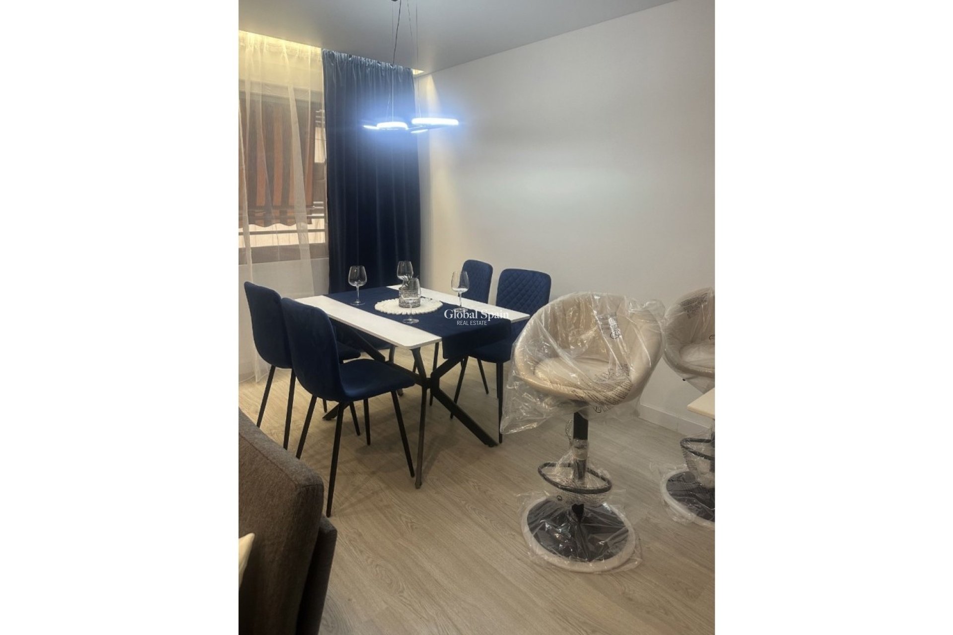 Revente - APPARTEMENT -
TORREVIEJA - Costa Blanca