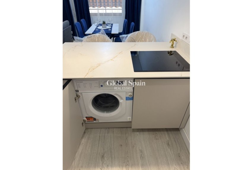 Revente - APPARTEMENT -
TORREVIEJA - Costa Blanca