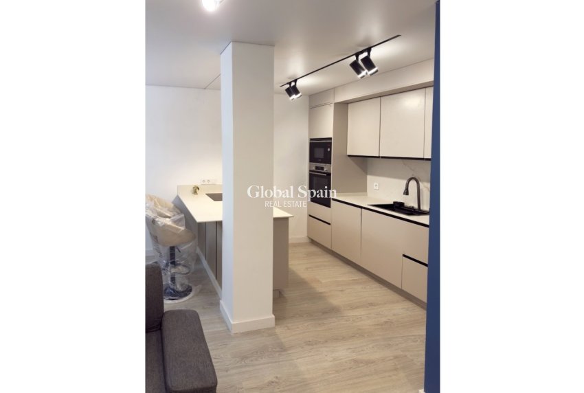 Revente - APPARTEMENT -
TORREVIEJA - Costa Blanca