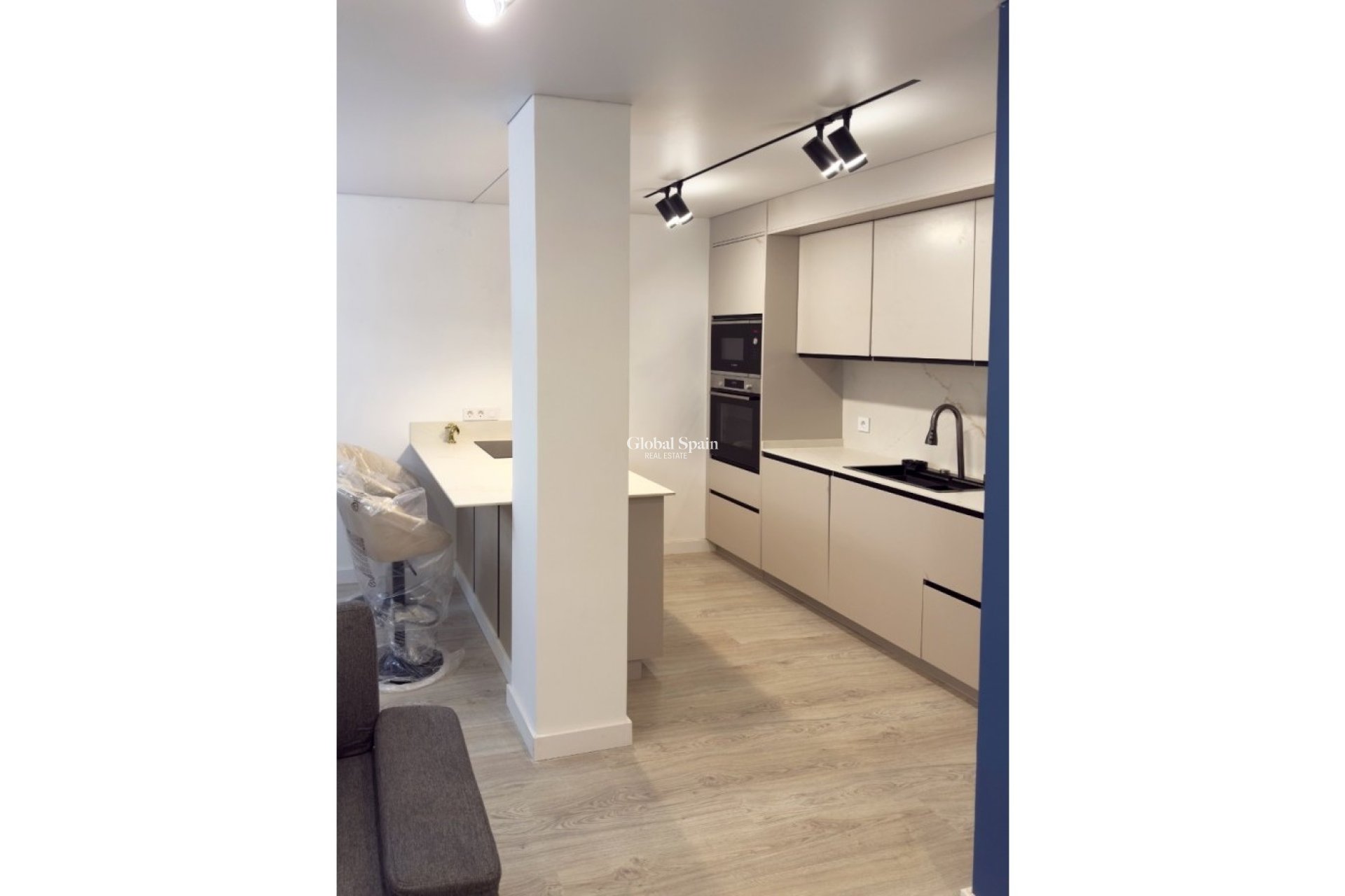 Revente - APPARTEMENT -
TORREVIEJA - Costa Blanca