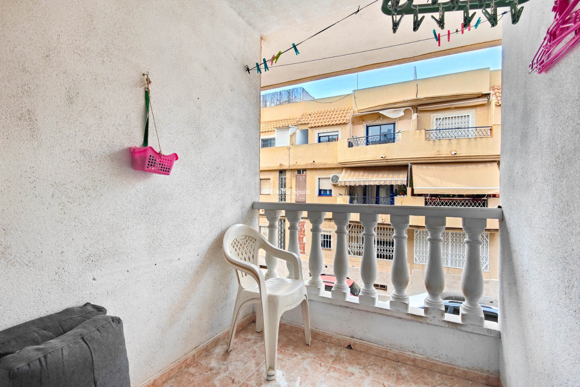 Revente - APPARTEMENT -
TORREVIEJA - Costa Blanca