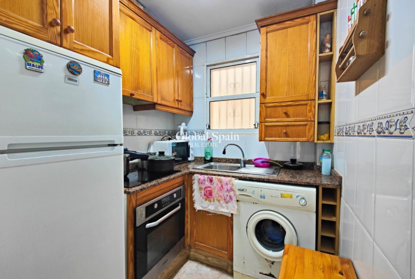 Revente - APPARTEMENT -
TORREVIEJA - Costa Blanca