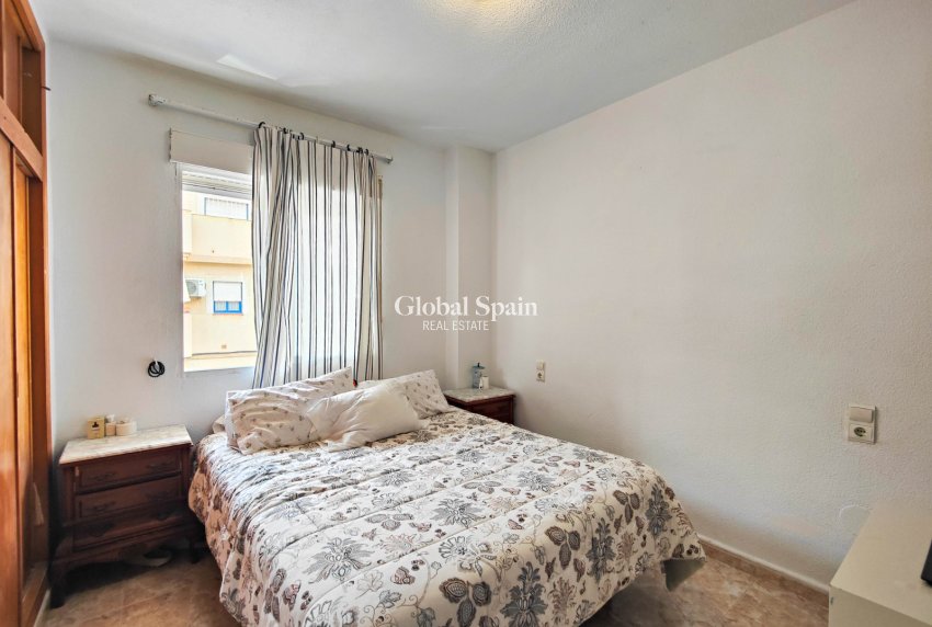 Revente - APPARTEMENT -
TORREVIEJA - Costa Blanca