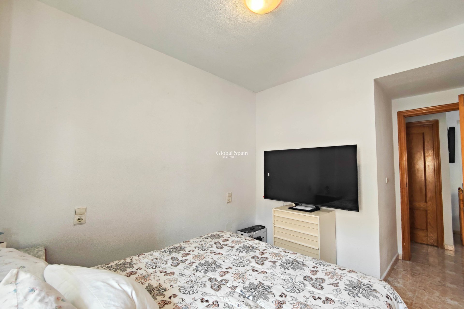 Revente - APPARTEMENT -
TORREVIEJA - Costa Blanca