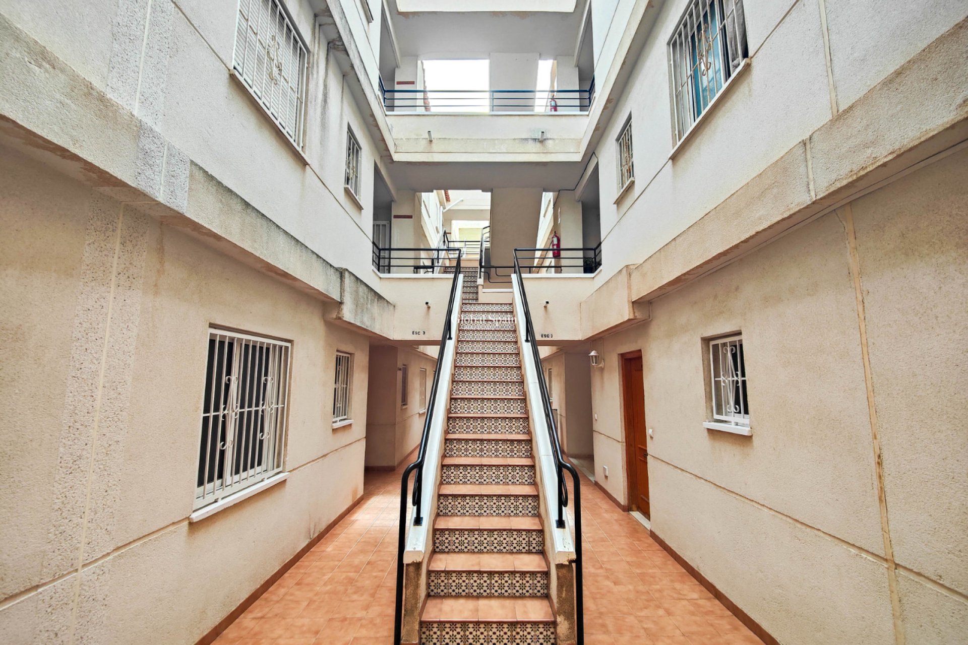 Revente - APPARTEMENT -
TORREVIEJA - Costa Blanca
