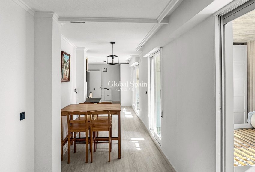 Revente - APPARTEMENT -
TORREVIEJA - Costa Blanca