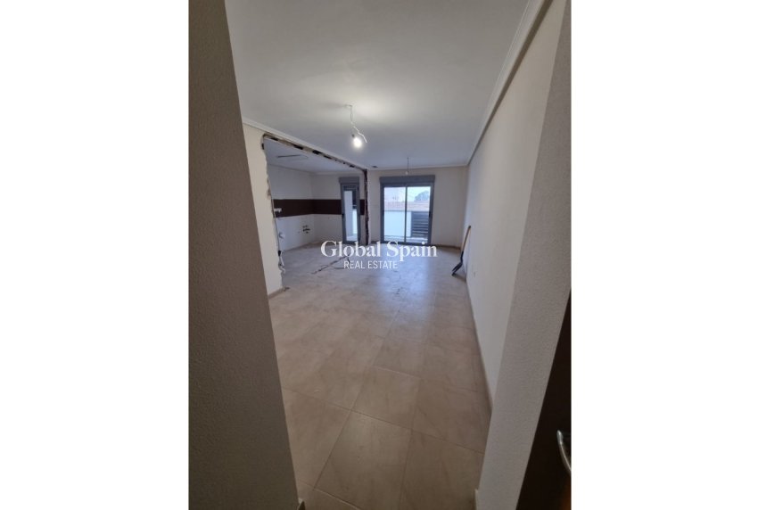 Revente - APPARTEMENT -
TORREVIEJA - Costa Blanca