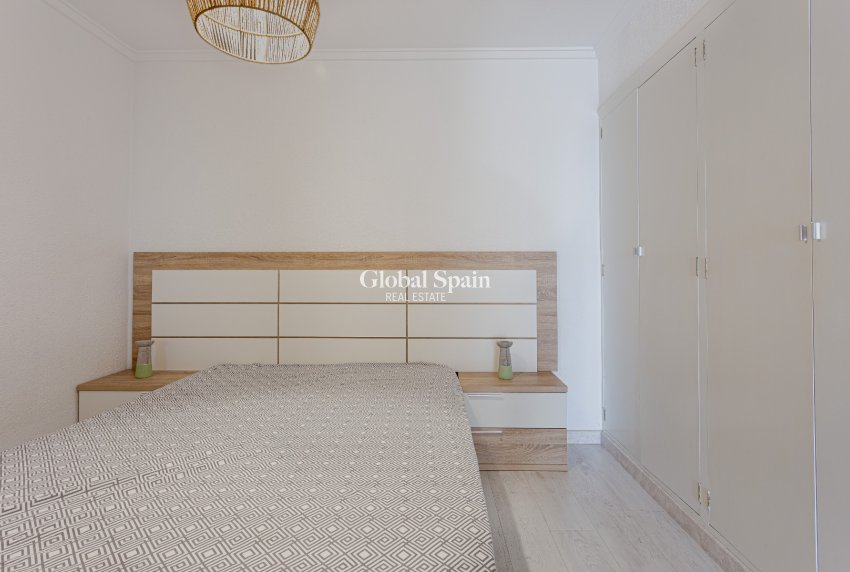 Revente - APPARTEMENT -
TORREVIEJA - Costa Blanca