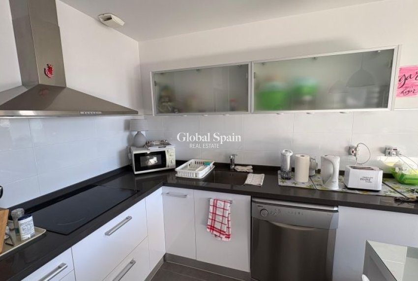 Revente - APPARTEMENT -
TORREVIEJA - Costa Blanca