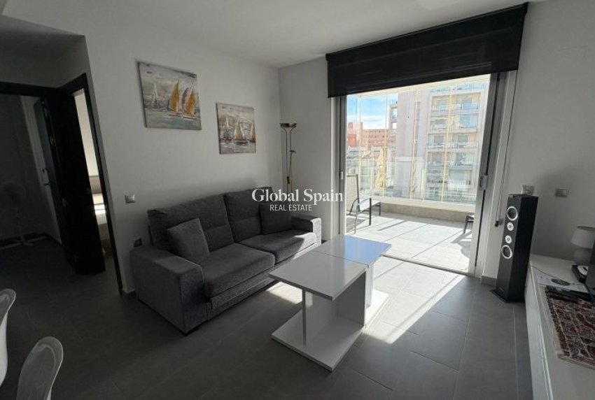 Revente - APPARTEMENT -
TORREVIEJA - Costa Blanca