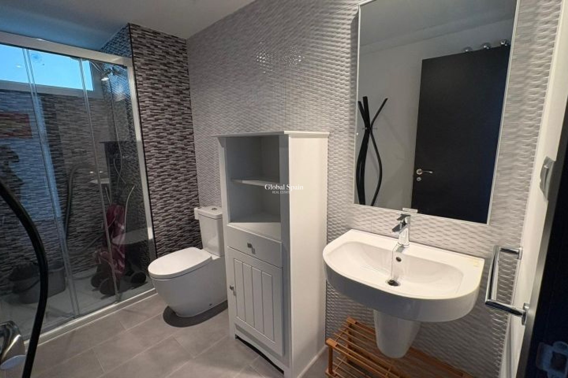 Revente - APPARTEMENT -
TORREVIEJA - Costa Blanca