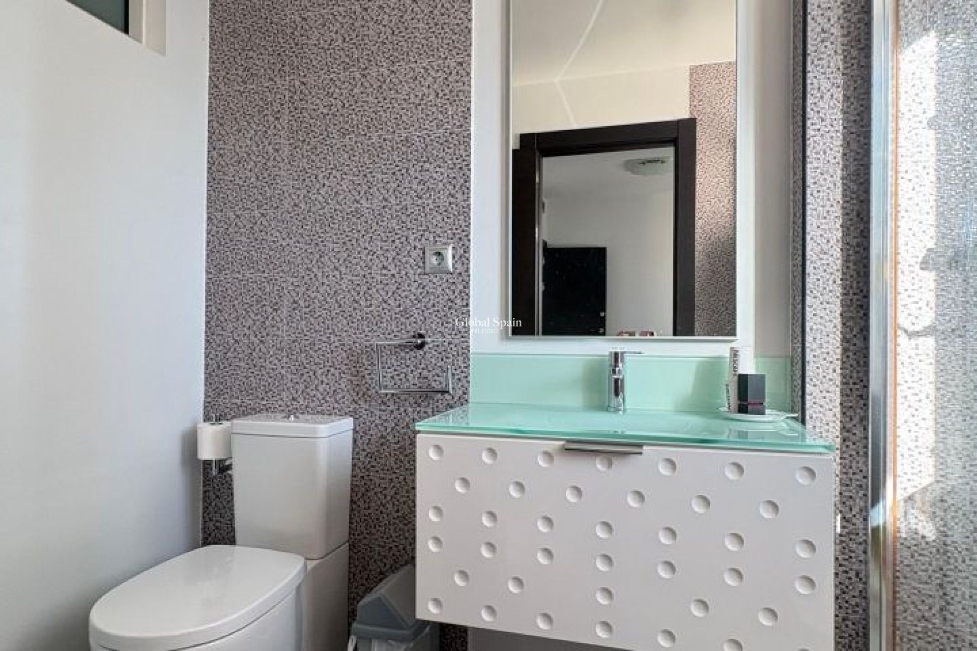 Revente - APPARTEMENT -
TORREVIEJA - Costa Blanca