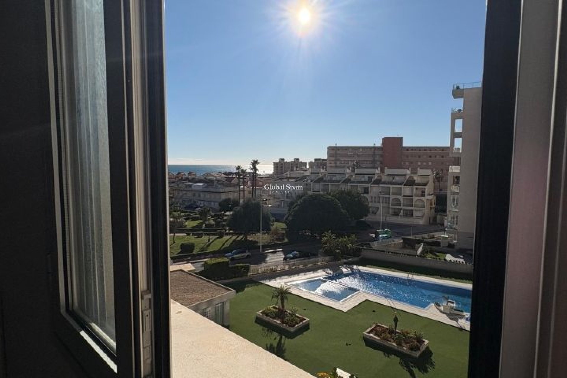 Revente - APPARTEMENT -
TORREVIEJA - Costa Blanca