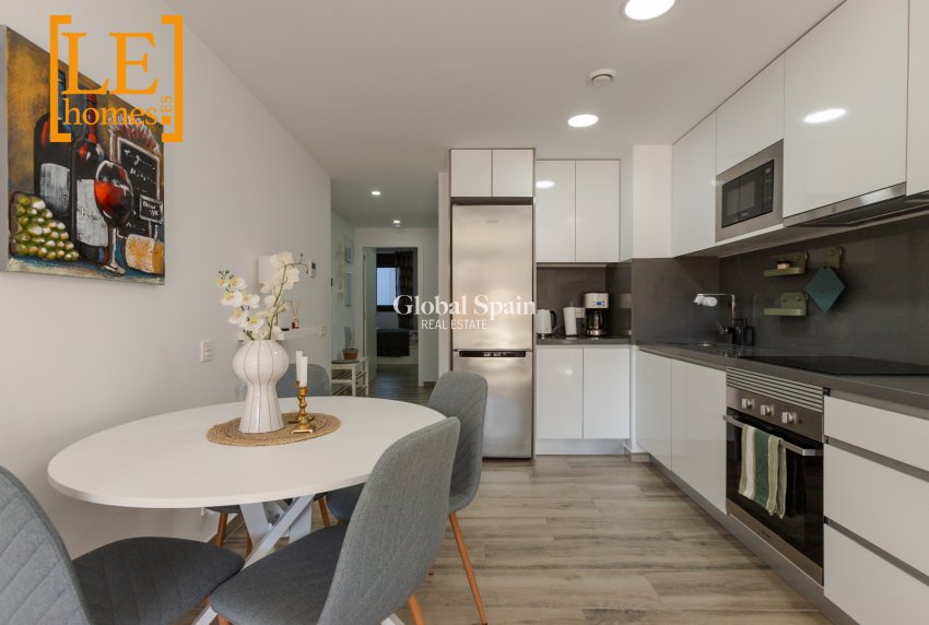 Revente - APPARTEMENT -
TORREVIEJA - Costa Blanca