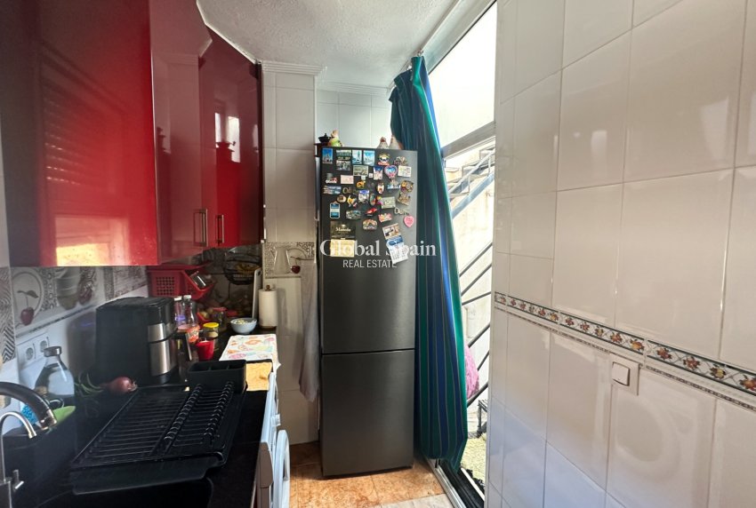 Revente - APPARTEMENT -
TORREVIEJA - Costa Blanca