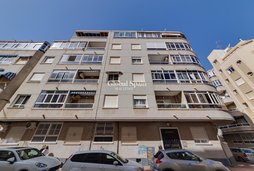 Revente - APPARTEMENT -
TORREVIEJA - Costa Blanca