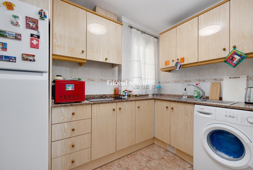 Revente - APPARTEMENT -
TORREVIEJA - Costa Blanca