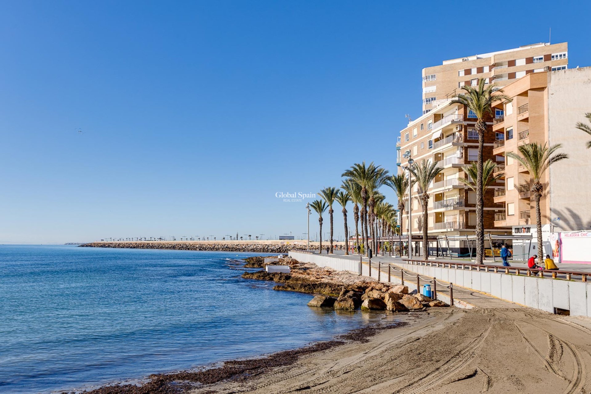 Revente - APPARTEMENT -
TORREVIEJA - Costa Blanca