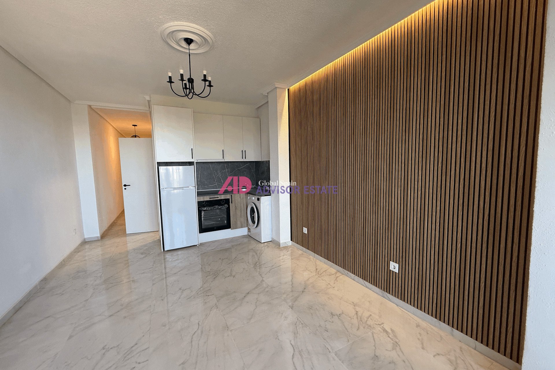 Revente - APPARTEMENT -
TORREVIEJA - Costa Blanca