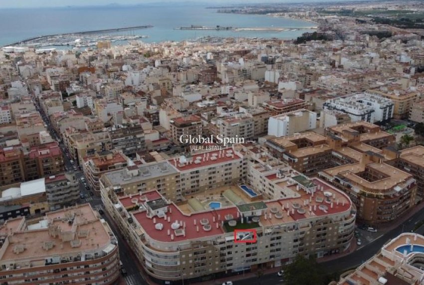 Revente - APPARTEMENT -
TORREVIEJA - Costa Blanca