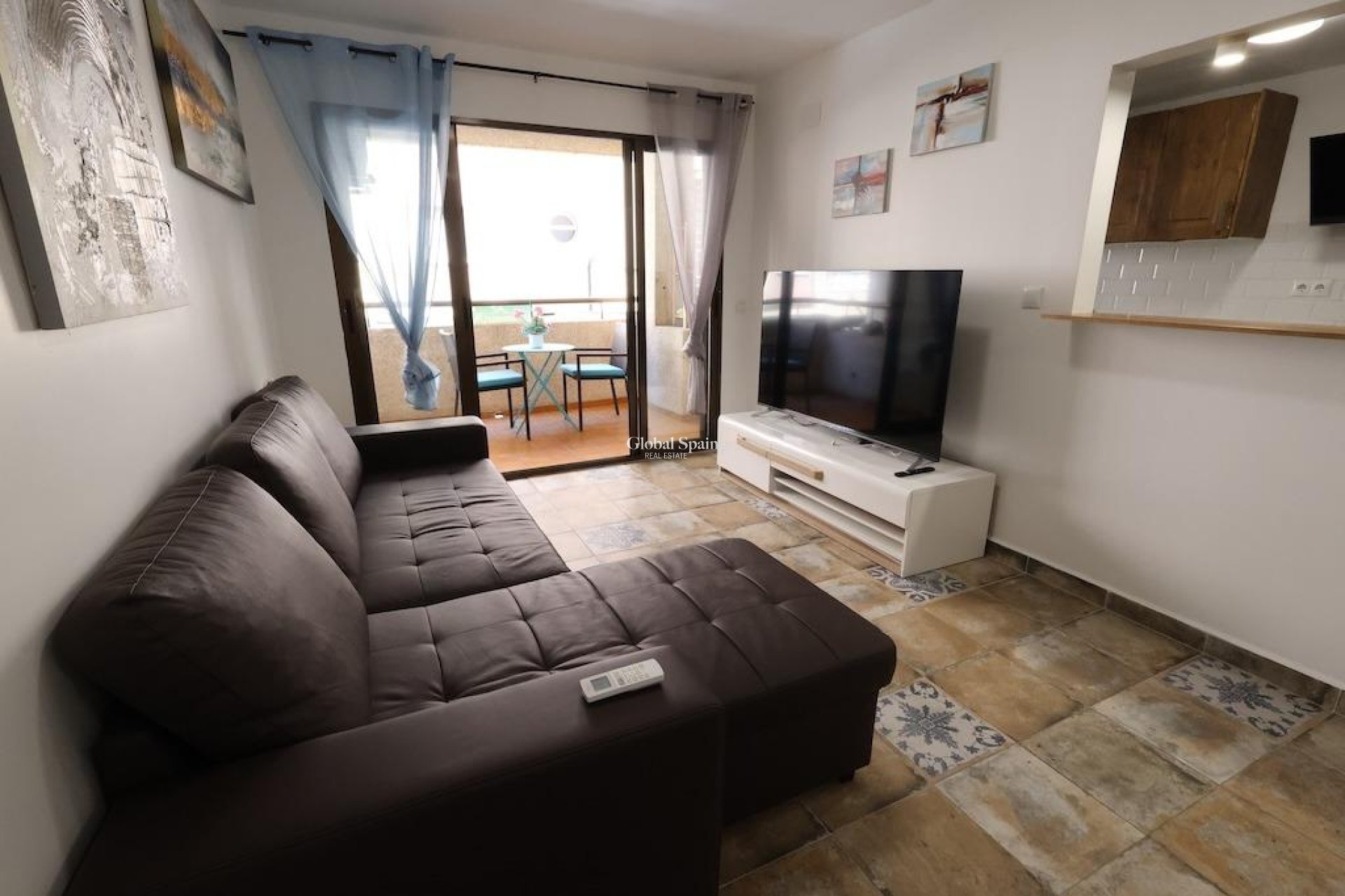 Revente - APPARTEMENT -
TORREVIEJA - Costa Blanca