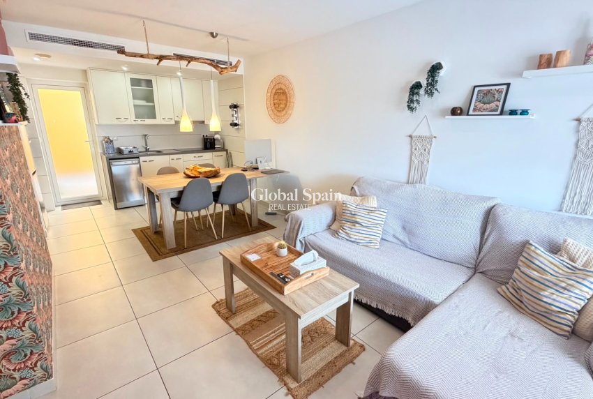 Revente - APPARTEMENT -
TORREVIEJA - Costa Blanca