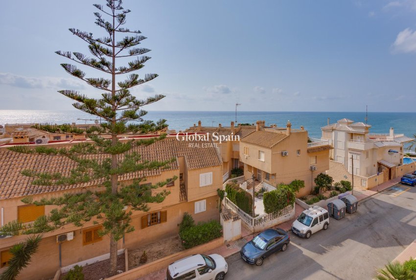 Revente - APPARTEMENT -
TORREVIEJA - Costa Blanca