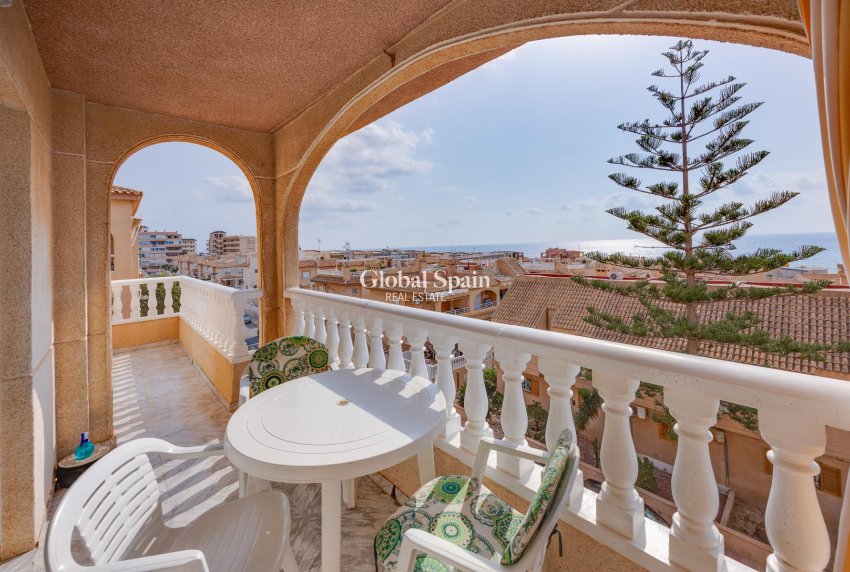 Revente - APPARTEMENT -
TORREVIEJA - Costa Blanca