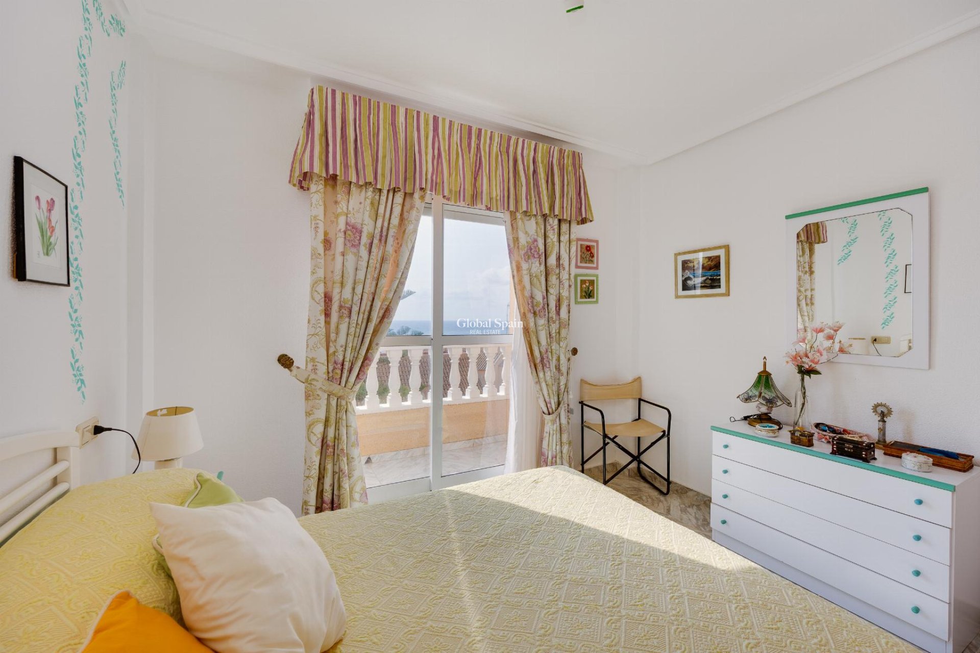 Revente - APPARTEMENT -
TORREVIEJA - Costa Blanca