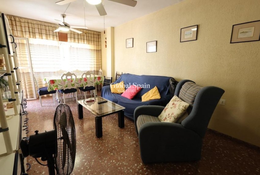 Revente - APPARTEMENT -
TORREVIEJA - Costa Blanca