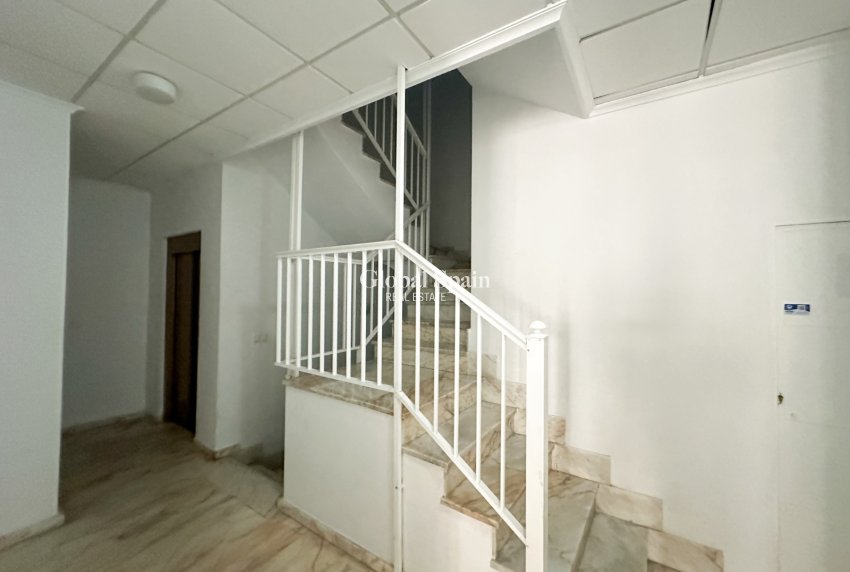 Revente - APPARTEMENT -
TORREVIEJA - Costa Blanca