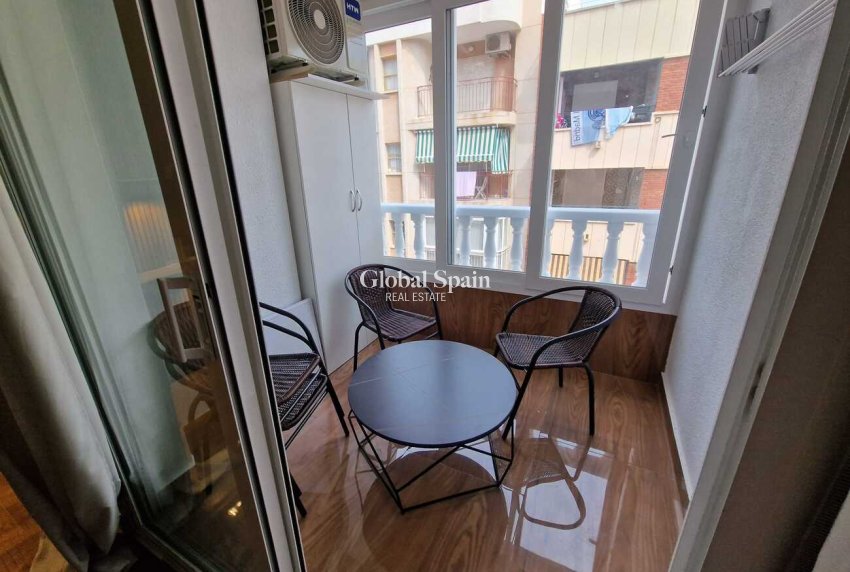 Revente - APPARTEMENT -
TORREVIEJA - Costa Blanca