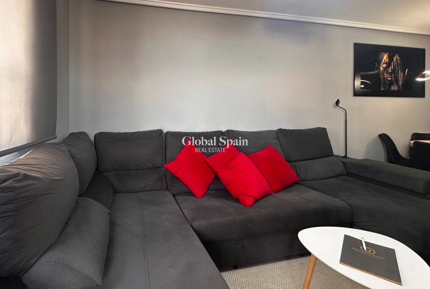 Revente - APPARTEMENT -
TORREVIEJA - Costa Blanca