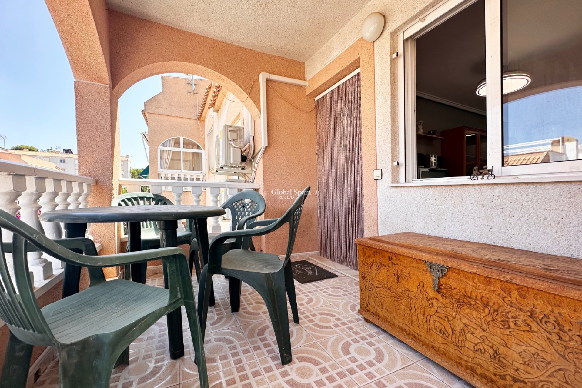Revente - APPARTEMENT -
TORREVIEJA - Costa Blanca