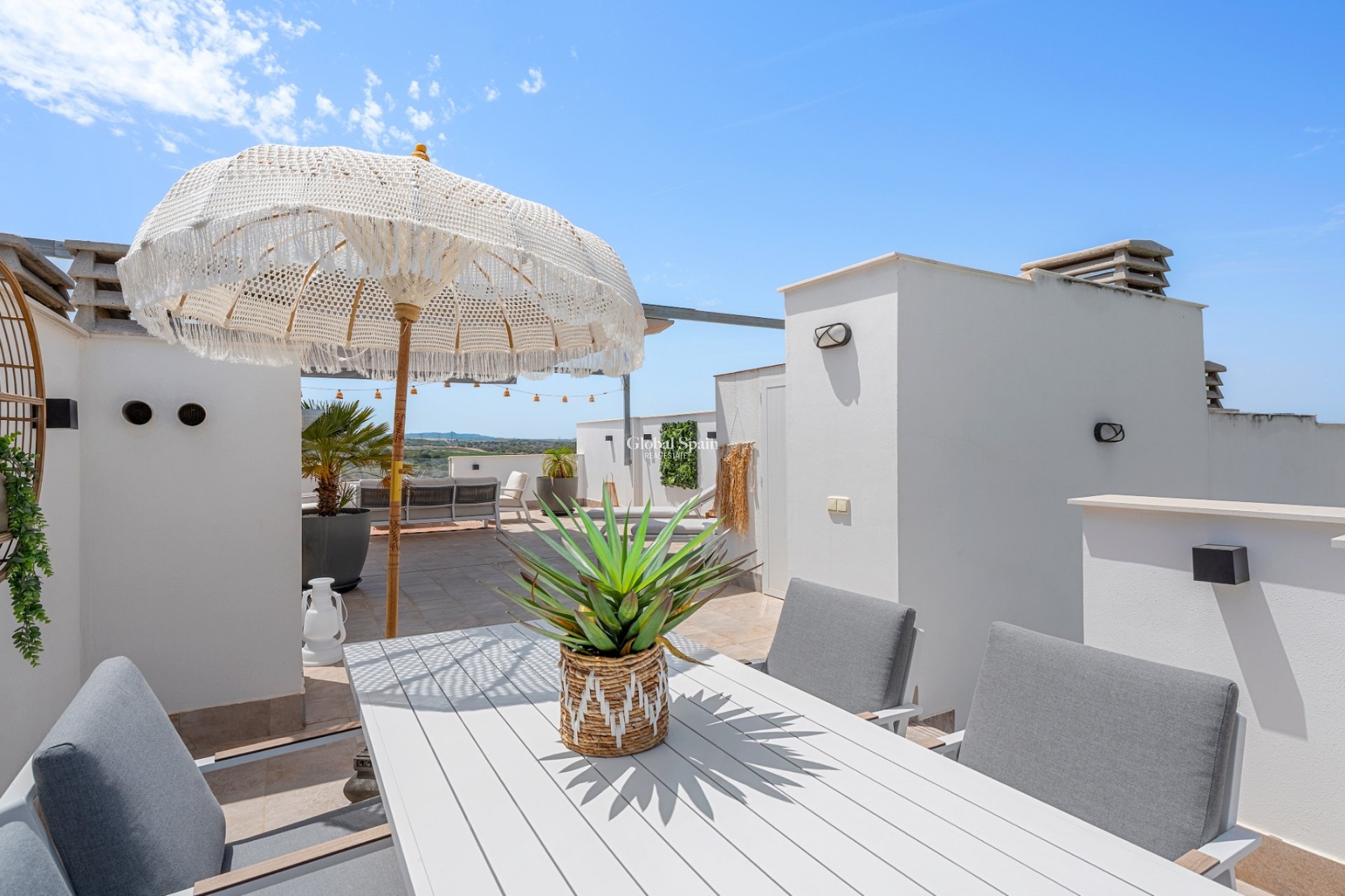 Revente - APPARTEMENT -
TORREVIEJA - Costa Blanca