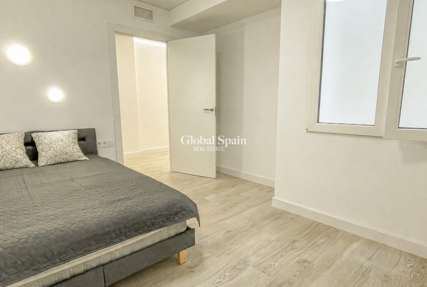 Revente - APPARTEMENT -
TORREVIEJA - Costa Blanca