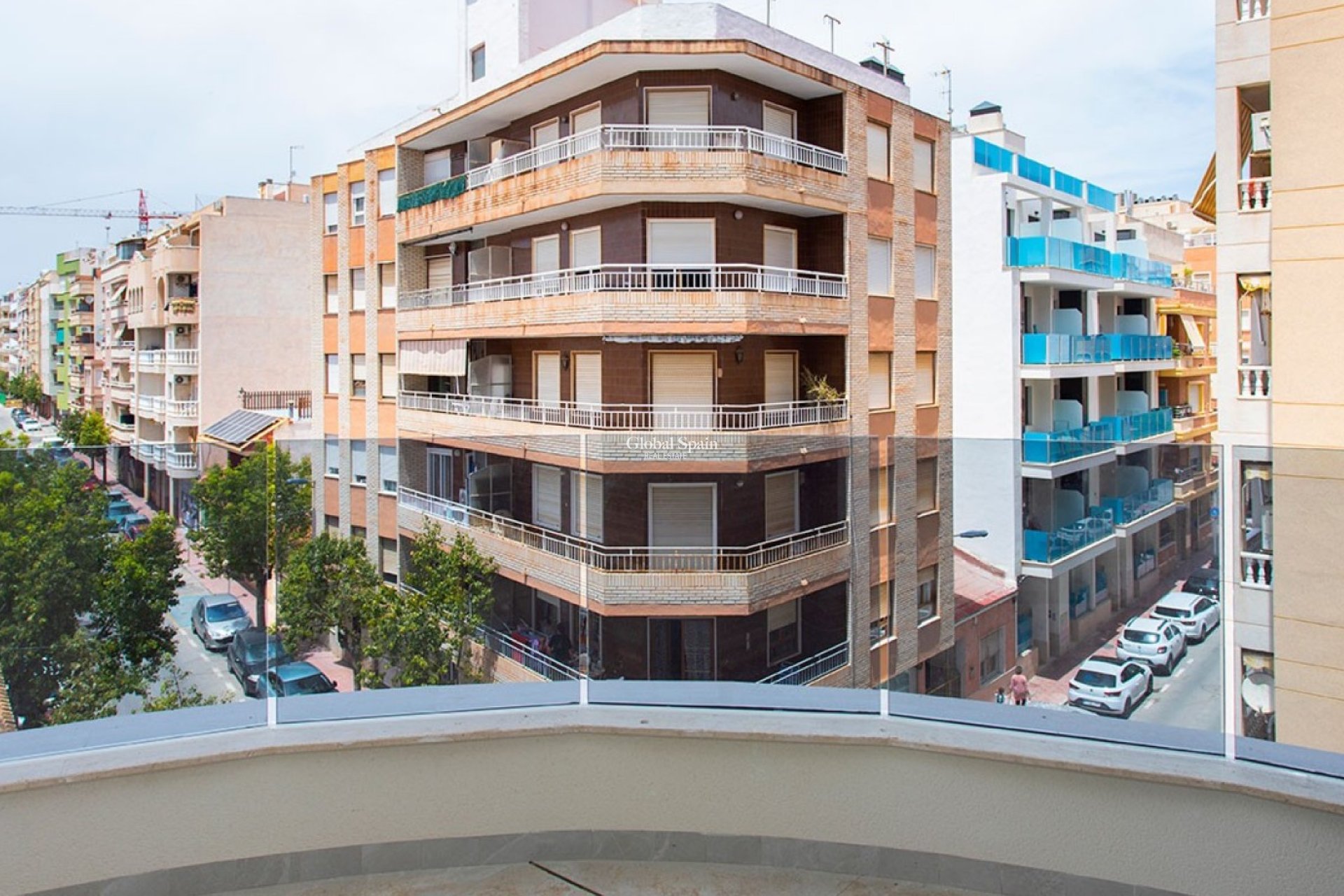 Revente - APPARTEMENT -
TORREVIEJA - Costa Blanca