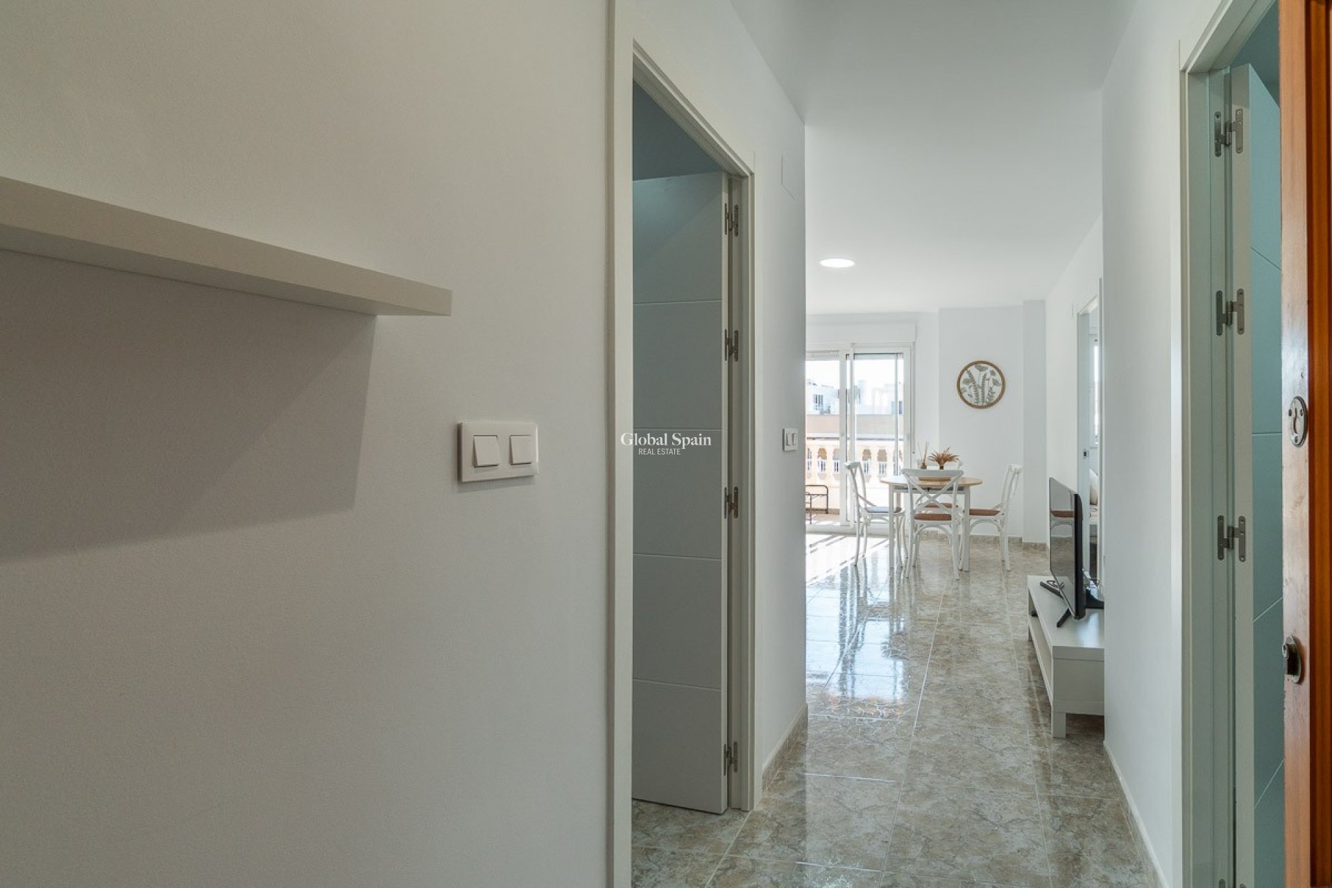 Revente - APPARTEMENT -
TORREVIEJA - Costa Blanca