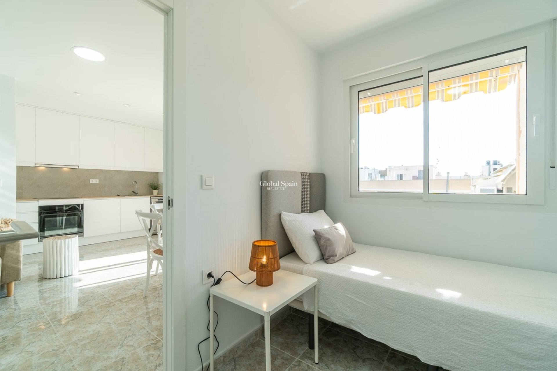 Revente - APPARTEMENT -
TORREVIEJA - Costa Blanca
