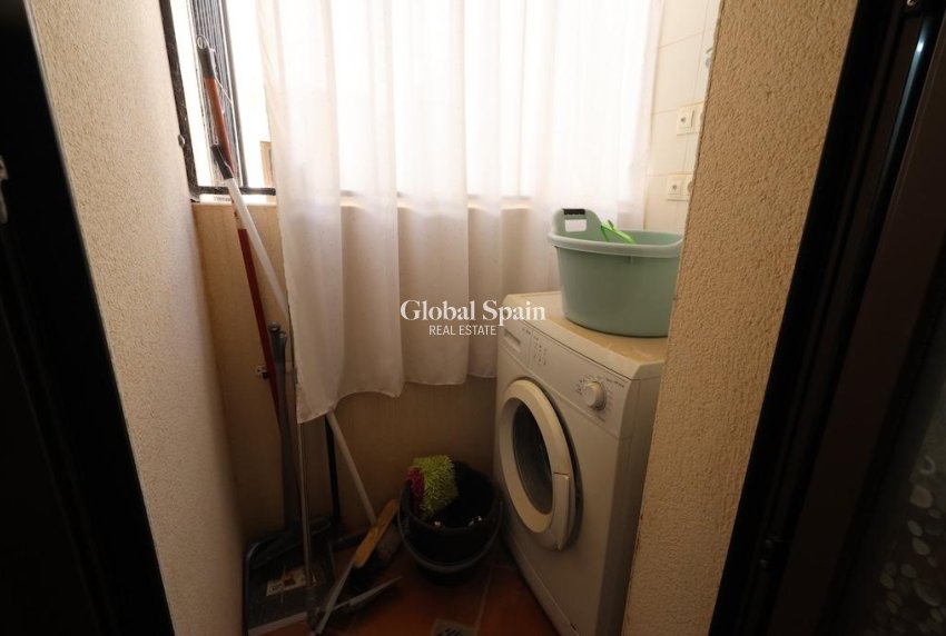 Revente - APPARTEMENT -
TORREVIEJA - Costa Blanca