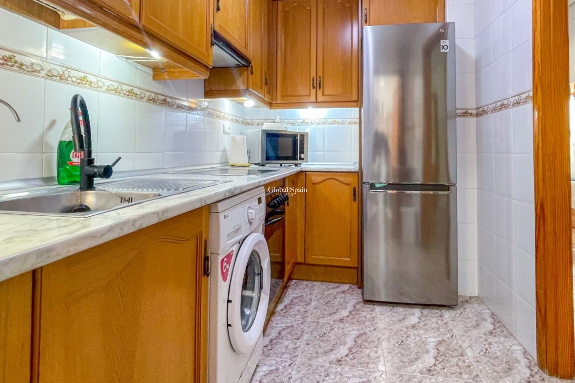 Revente - APPARTEMENT -
TORREVIEJA - Costa Blanca