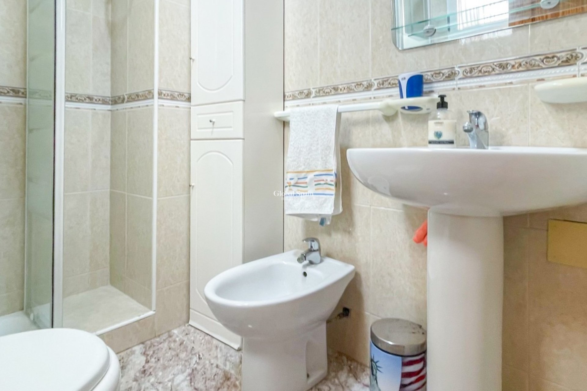 Revente - APPARTEMENT -
TORREVIEJA - Costa Blanca