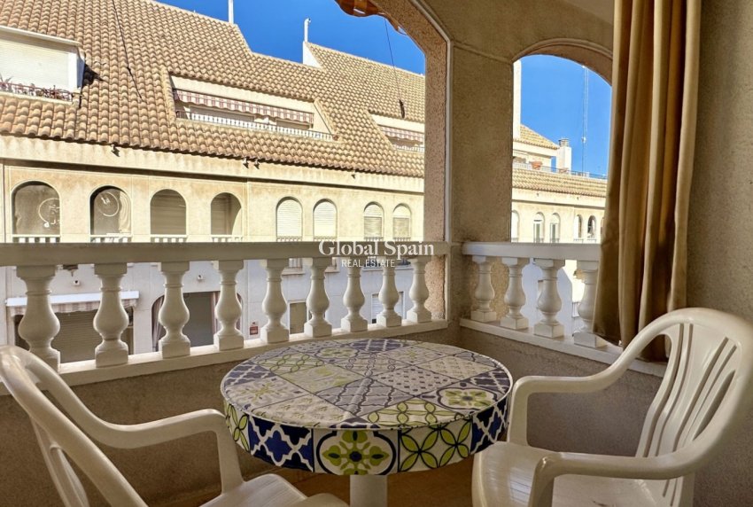 Revente - APPARTEMENT -
TORREVIEJA - Costa Blanca