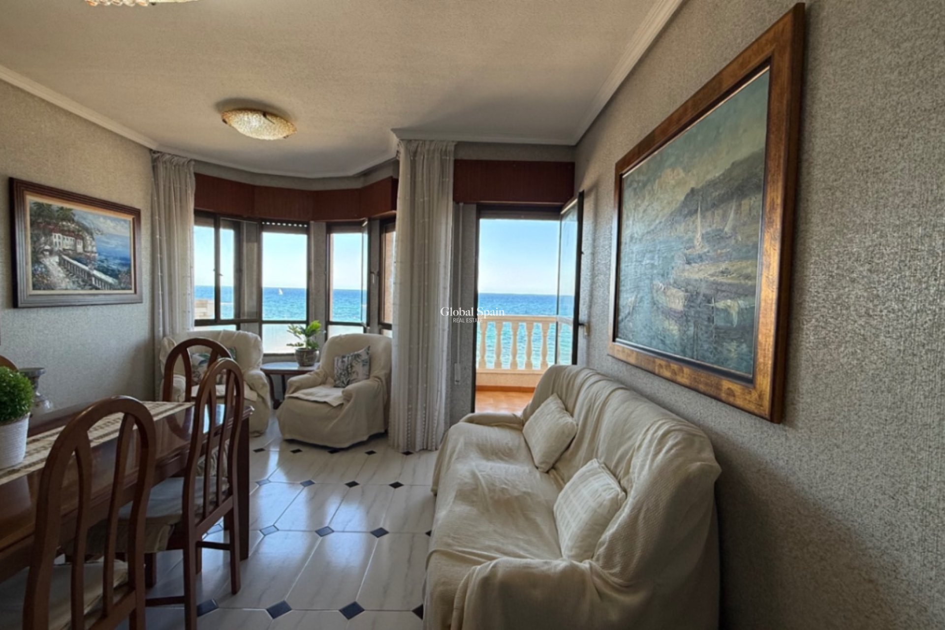 Revente - APPARTEMENT -
TORREVIEJA - Costa Blanca