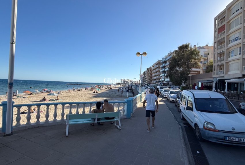 Revente - APPARTEMENT -
TORREVIEJA - Costa Blanca