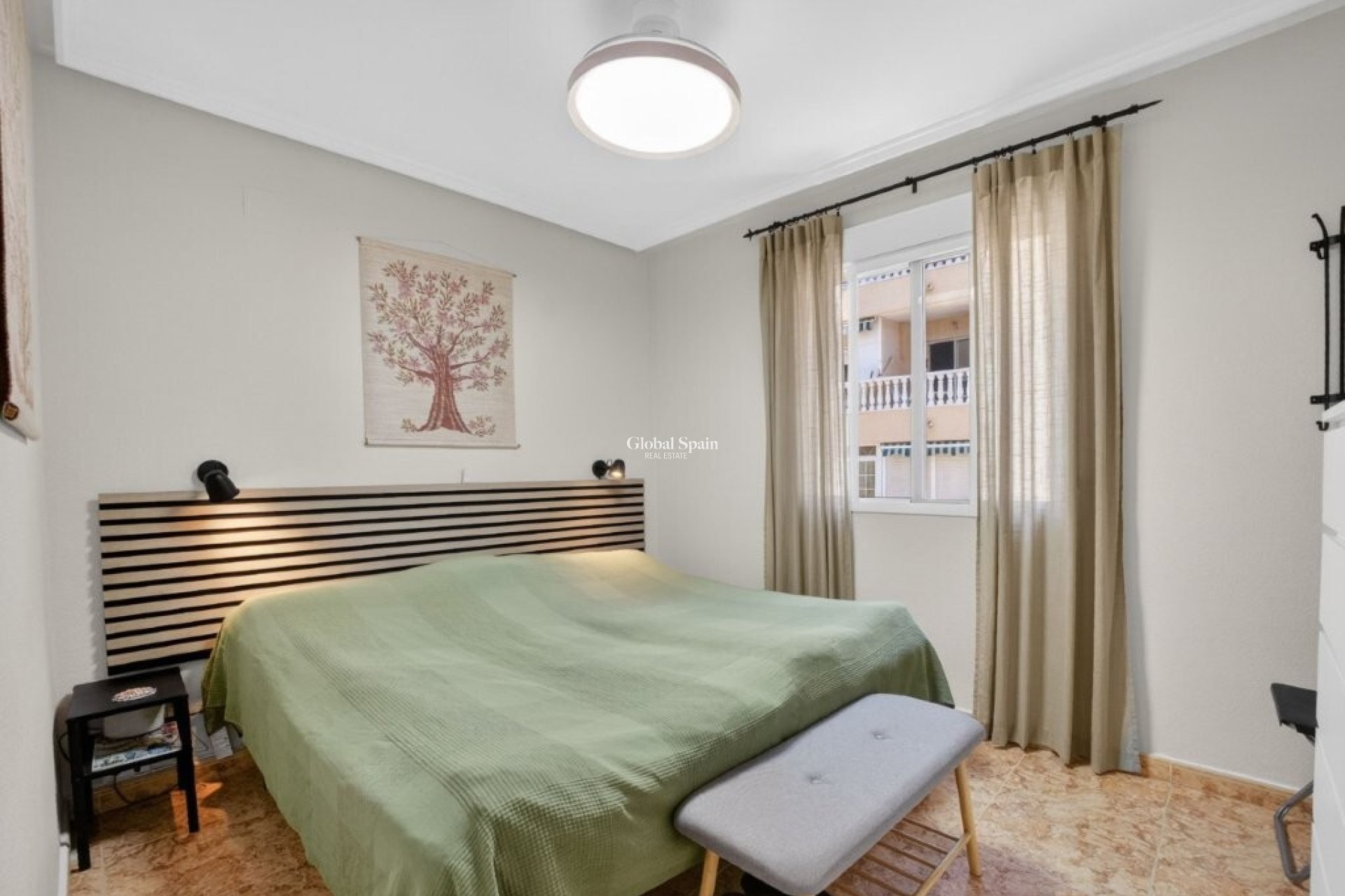 Revente - APPARTEMENT -
TORREVIEJA - Costa Blanca