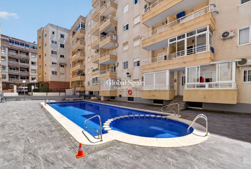 Revente - APPARTEMENT -
TORREVIEJA - Costa Blanca